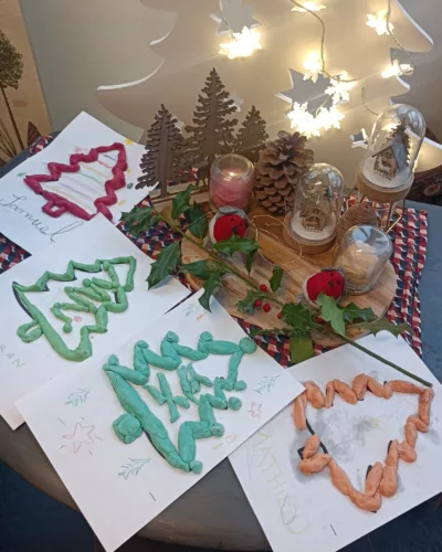 Atelier pour arbre de Noël entreprise - pâte à modeler
