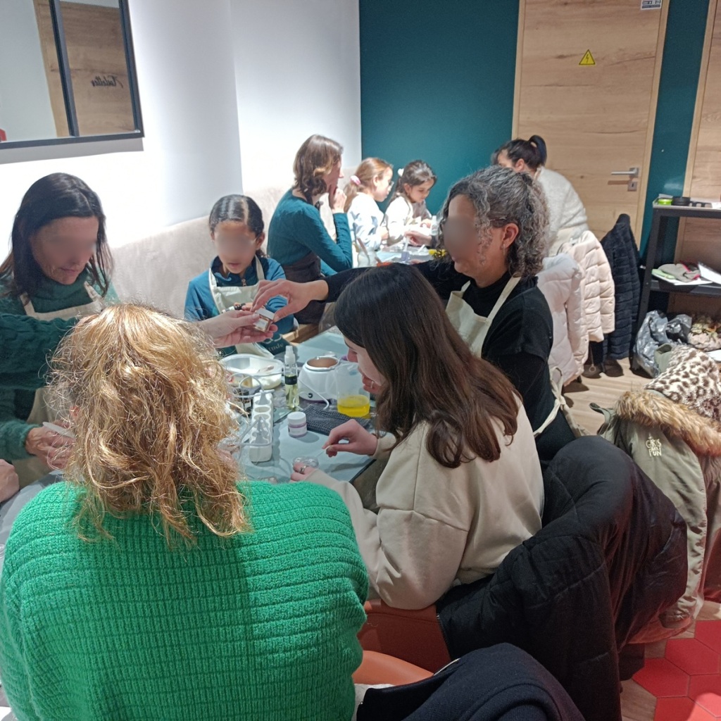 Atelier cosmétique naturelle à domicile en famille