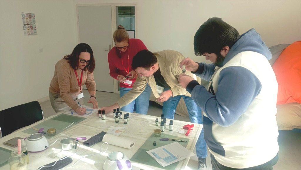 Atelier DIY de création d'un parfum solide, en entreprise