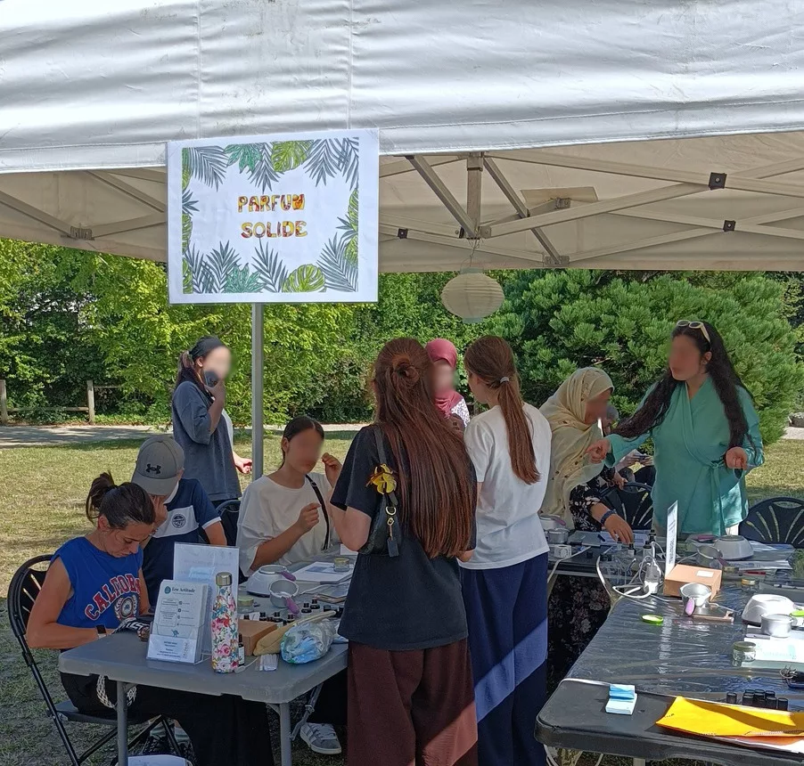 stand d'animation cosmétique naturelle à Beauchamp sur Un Eté Ensemble